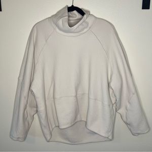 Lululemon Pullover